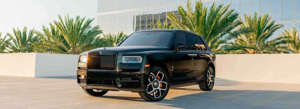 Rolls-Royce Cullinan Black Badge · Black